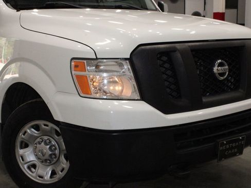 Used 2017 Nissan NV 2500 SV w/ Technology Package image 38