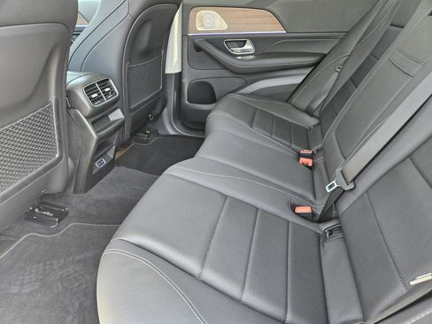 Certified 2025 Mercedes-Benz GLE 350 4MATIC image 29