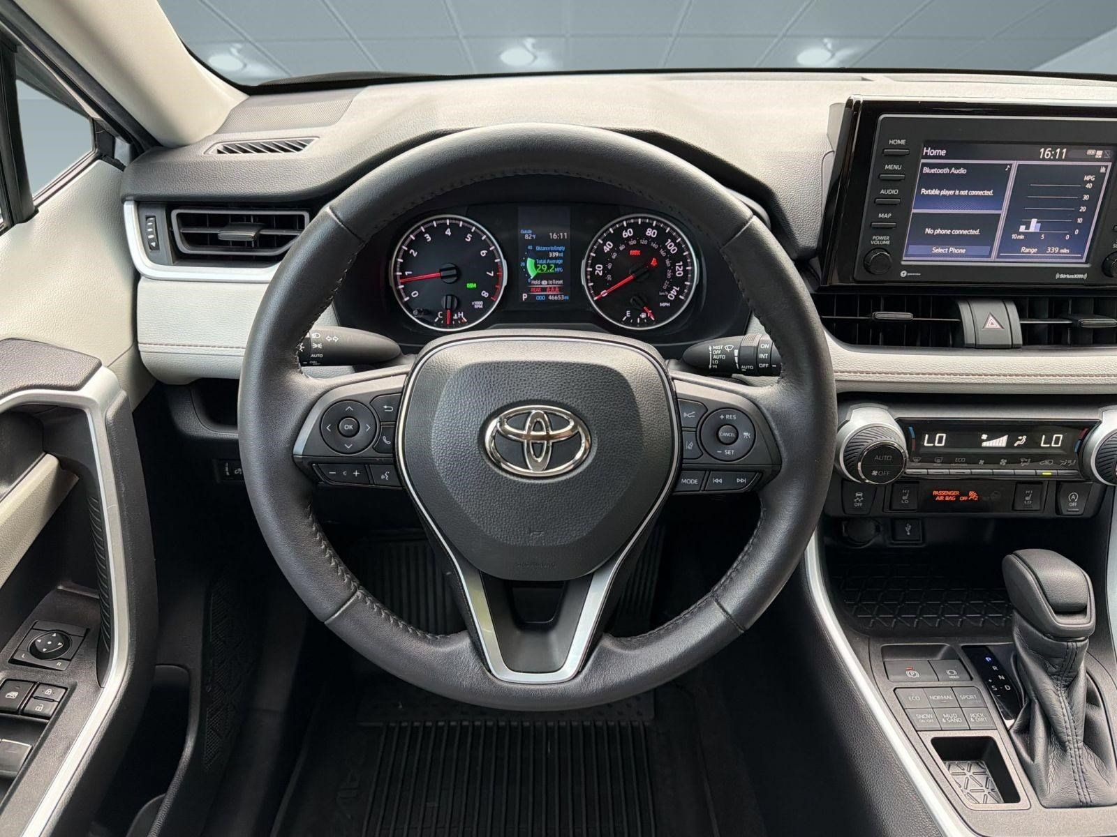 Used 2022 Toyota RAV4 XLE w/ Convenience Package AWD/4WD image 28