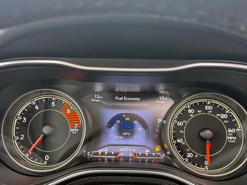 Used 2021 Jeep Cherokee Limited image 14