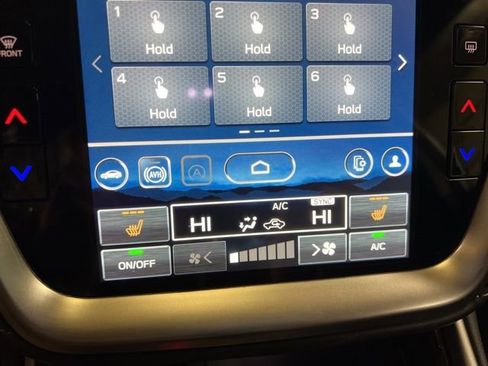 Used 2025 Subaru Outback Premium w/ Popular Package #1A image 34