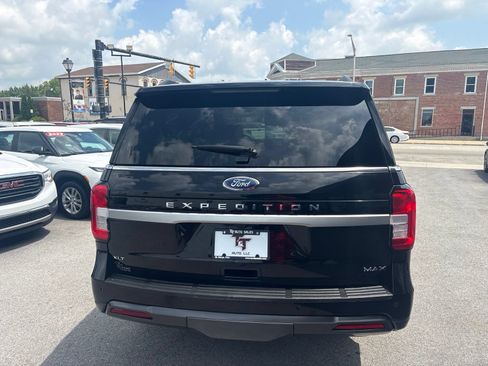 Used 2022 Ford Expedition Max XLT AWD/4WD image 4