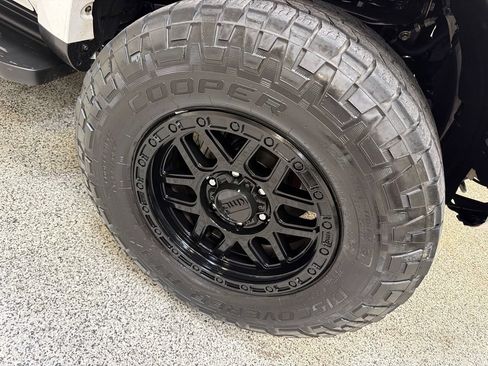 Used 2020 Toyota 4Runner SR5 AWD/4WD image 48