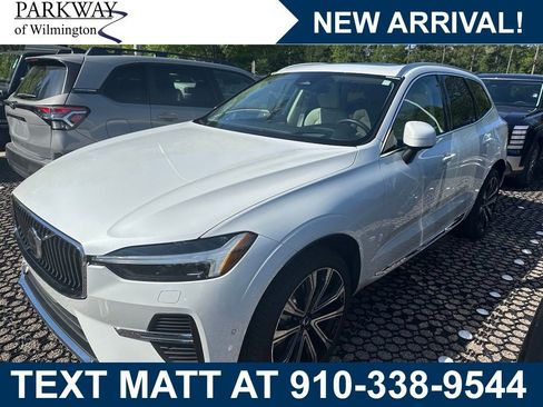 Used 2023 Volvo XC60 B5 Ultimate w/ Climate Package AWD/4WD image 1