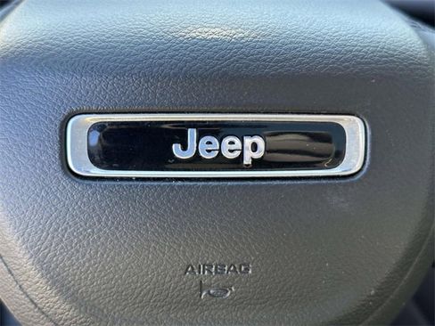 Certified 2023 Jeep Compass Limited w/ Sun and Sound Group image 29