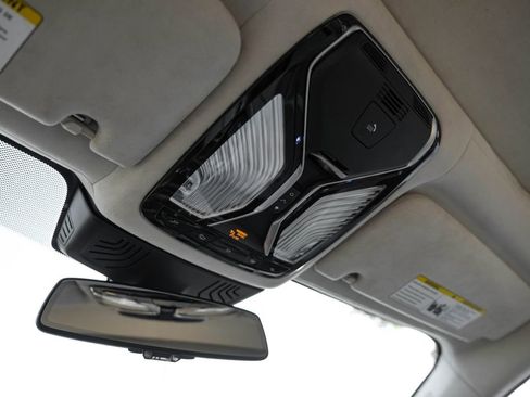 Used 2019 BMW ALPINA B7 xDrive w/ Luxury Rear Seating Package image 23