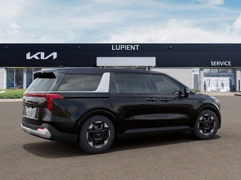New 2026 Kia Carnival EX FWD image 8