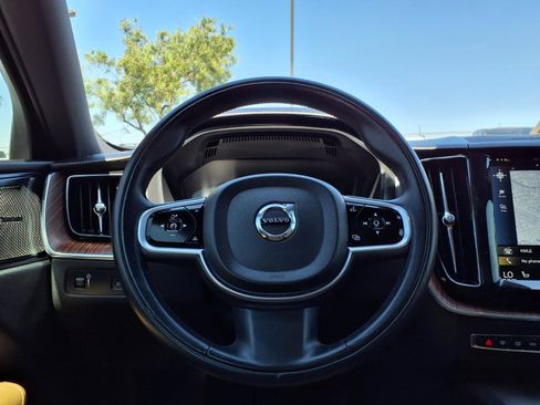 Used 2020 Volvo XC60 T5 Inscription w/ Protection Package Premier AWD/4WD image 20