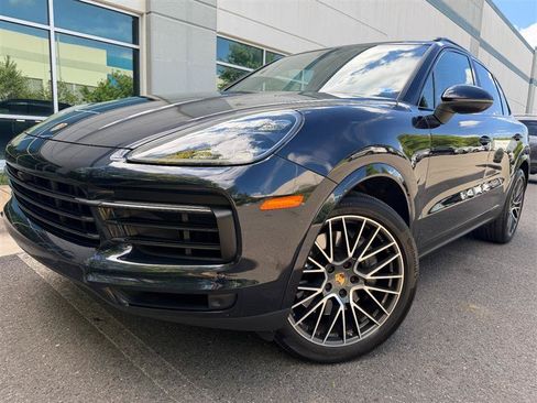 Used 2019 Porsche Cayenne S AWD/4WD image 1