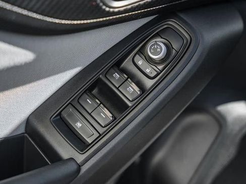 Used 2023 Subaru Crosstrek 2.0i Premium image 35