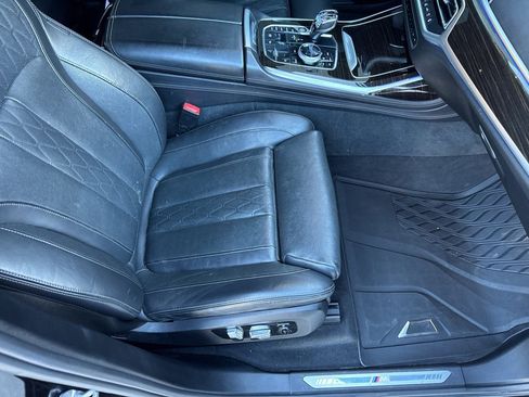 Used 2019 BMW X7 xDrive50i image 13