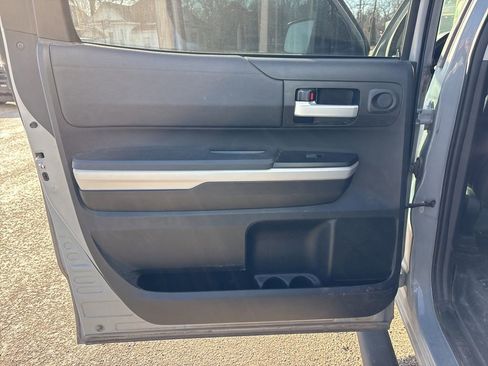 Used 2019 Toyota Tundra SR5 w/ SR5 Upgrade Package image 20