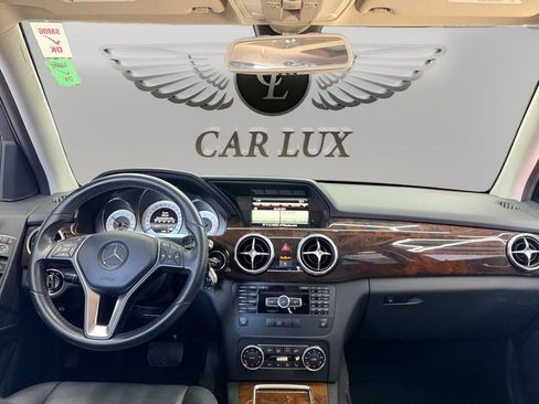 Used 2015 Mercedes-Benz GLK 250 BlueTEC 4MATIC w/ Premium 1 Package image 11
