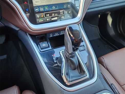 Used 2025 Subaru Outback Touring XT w/ Popular Package #2 image 22