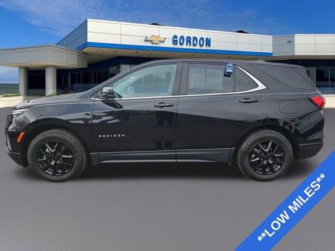 Used 2024 Chevrolet Equinox LT image 2