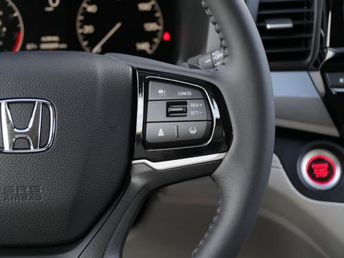 Used 2026 Honda Odyssey EX-L image 23