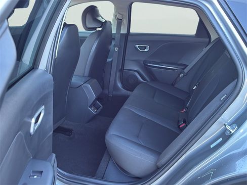 New 2026 Kia K4 LXS image 15