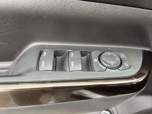 Certified 2023 GMC Acadia AT4 image 19