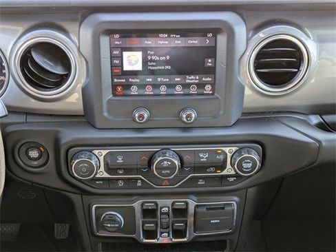 Certified 2021 Jeep Wrangler Unlimited Sahara image 19