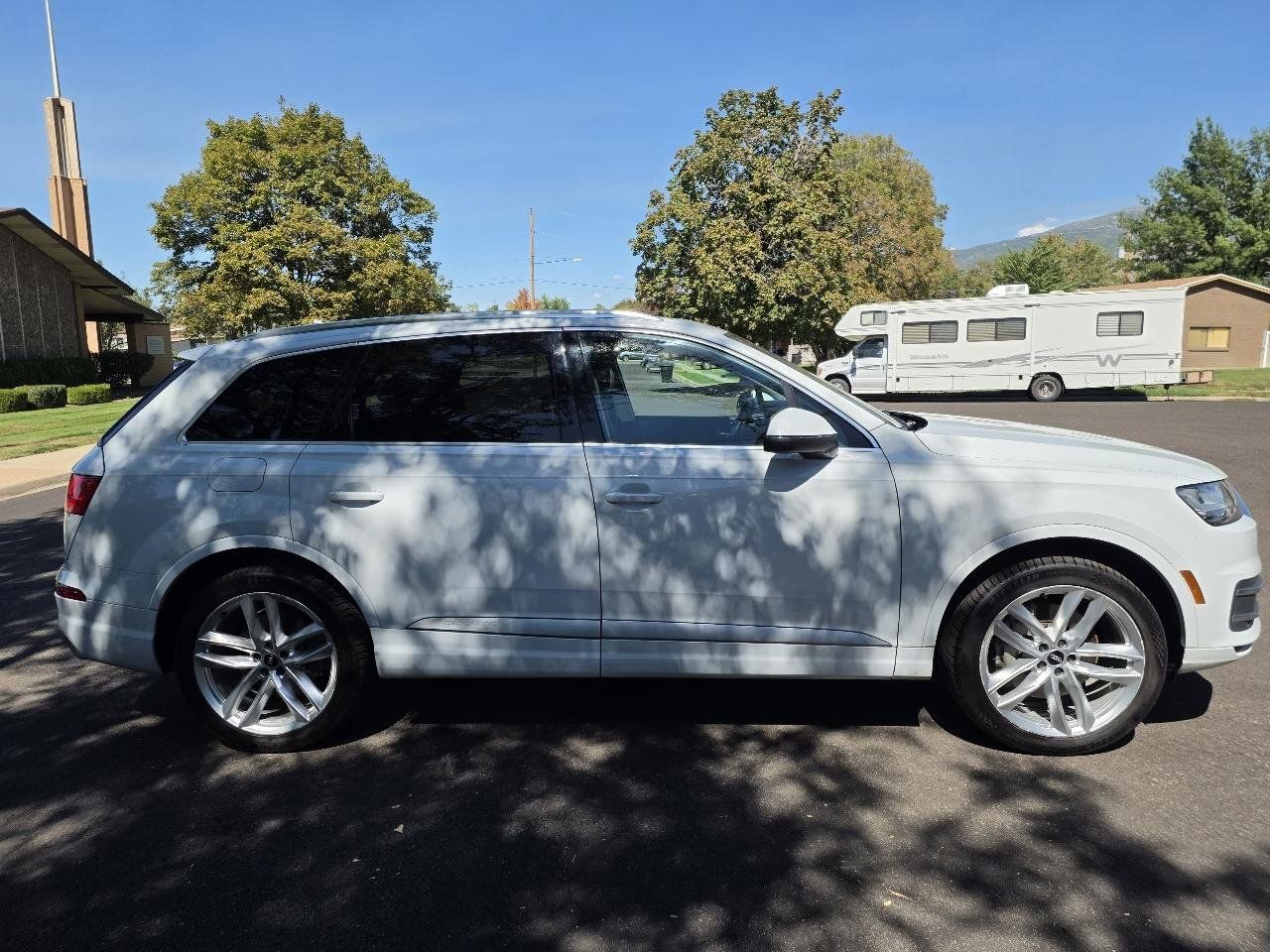 Used 2017 Audi Q7 3.0T Prestige AWD/4WD image 8