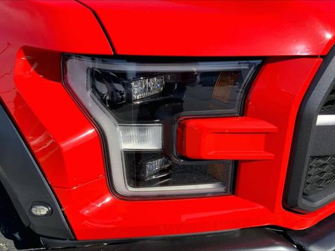 Used 2018 Ford F150 Raptor w/ Equipment Group 802A Luxury AWD/4WD image 27