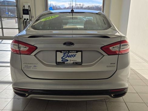 Used 2015 Ford Fusion SE w/ Equipment Group 201A image 12