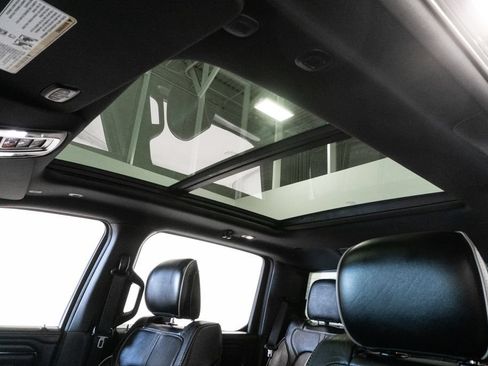 Used 2023 RAM 1500 Limited AWD/4WD image 10