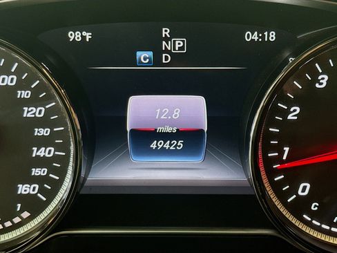 Used 2018 Mercedes-Benz E 300 4MATIC w/ Premium 2 Package (Q02) image 16