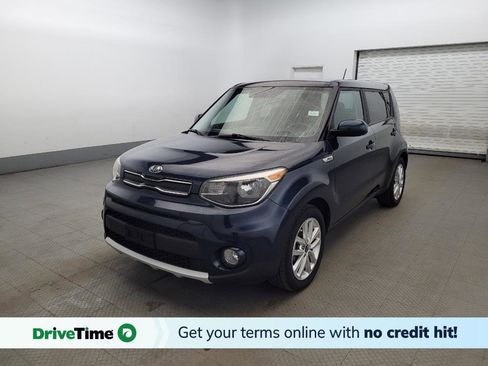 Used 2018 Kia Soul + FWD image 1