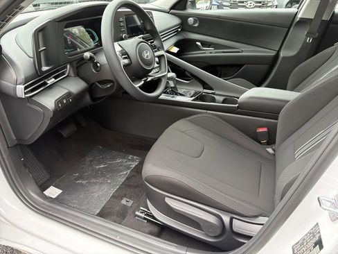 New 2026 Hyundai Elantra Blue image 9