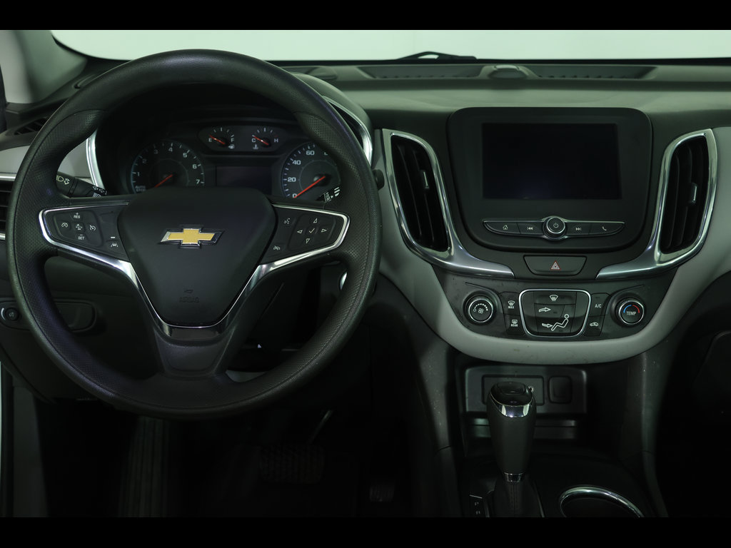 Used 2020 Chevrolet Equinox LS FWD image 13