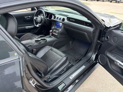 Used 2019 Ford Mustang GT Premium w/ GT Performance Package image 9