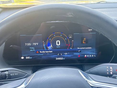 Used 2025 Chevrolet Equinox LT FWD image 39