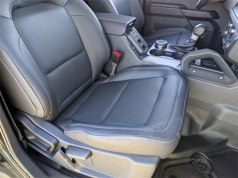 New 2026 Ford Bronco Badlands image 12