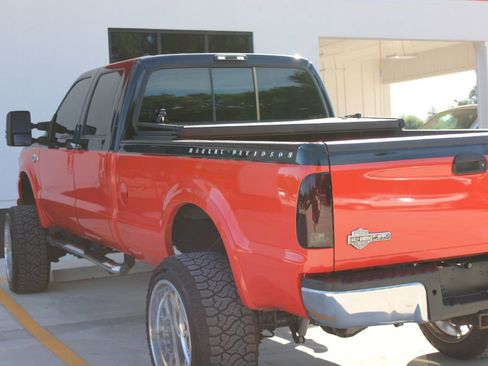 Used 2004 Ford F250 Harley-Davidson AWD/4WD image 5