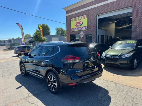 Used 2018 Nissan Rogue SL w/ Premium Package FWD image 3