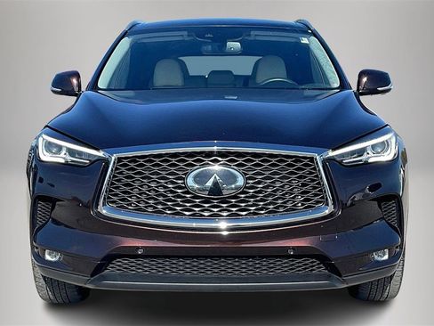 Used 2021 INFINITI QX50 Essential image 3