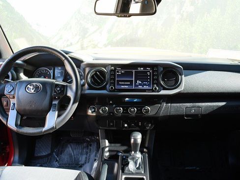 Used 2023 Toyota Tacoma TRD Sport image 18