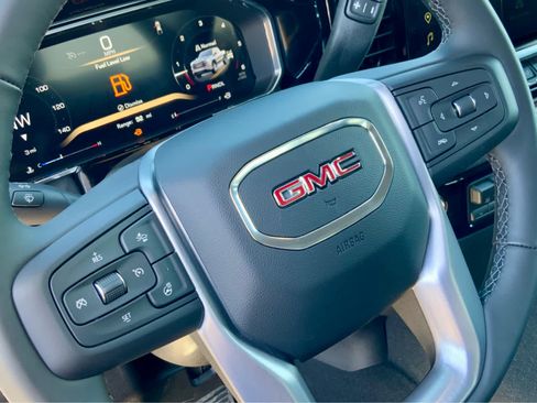 New 2026 GMC Sierra 1500 Elevation image 40