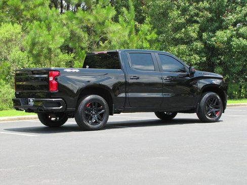 Used 2021 Chevrolet Silverado 1500 RST w/ Redline Edition AWD/4WD image 6
