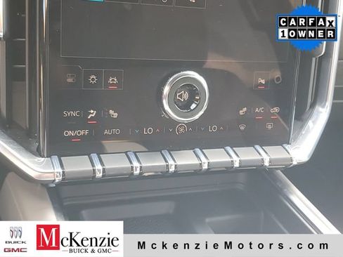 Used 2026 GMC Acadia Elevation w/ Elevation Premium Package AWD/4WD image 18