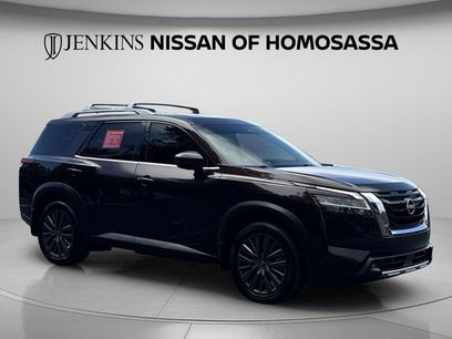 Certified 2022 Nissan Pathfinder SL w/ SL Premium Package