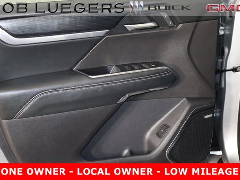 Certified 2025 GMC Acadia Elevation w/ Super Cruise Package image 8