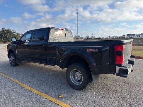 Used 2023 Ford F350 Lariat w/ Lariat Ultimate Package image 6