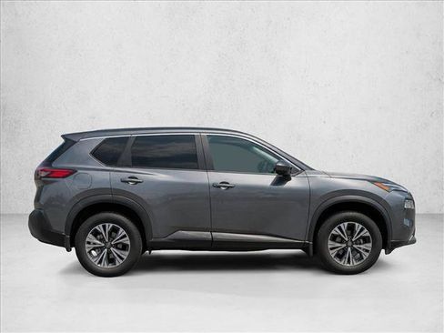 Used 2024 Nissan Rogue SV w/ SV Premium Package FWD image 14