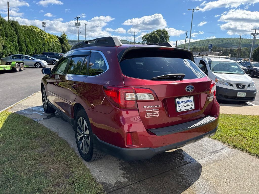Used 2015 Subaru Outback 2.5i Limited AWD/4WD image 6
