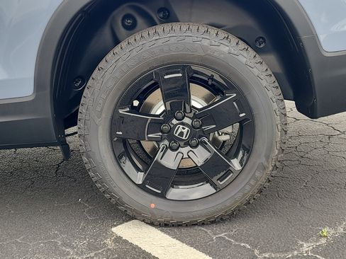 New 2026 Honda Ridgeline Black Edition image 5