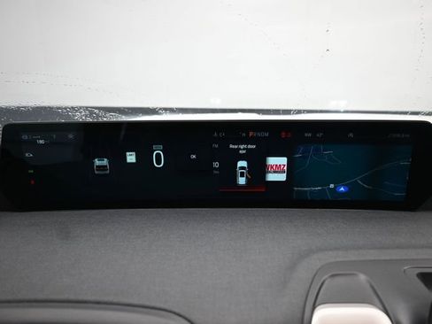 Used 2025 Ford Expedition Max Active AWD/4WD image 19