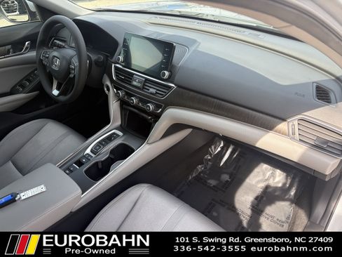 Used 2019 Honda Accord EX image 16
