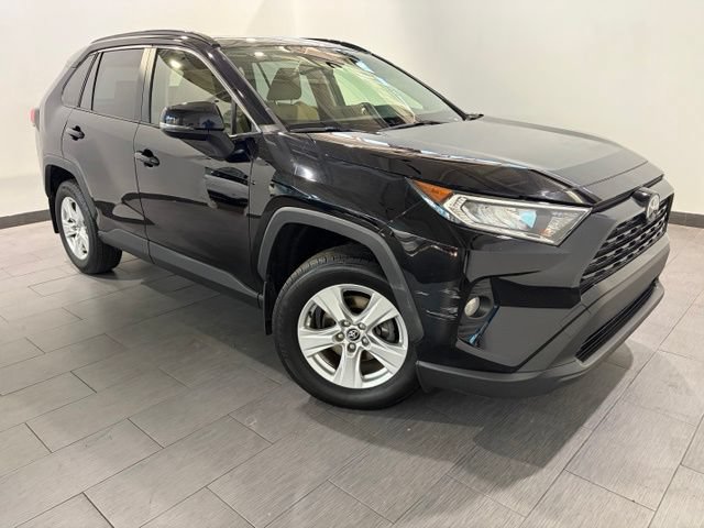 Used 2020 Toyota RAV4 XLE w/ Convenience Package AWD/4WD image 7